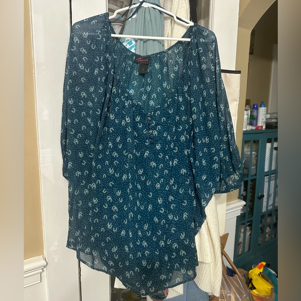 Torrid blouse size 2